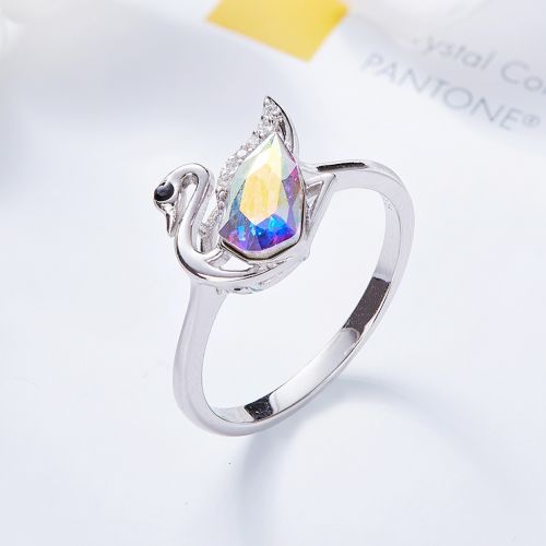 Anillo de plata con cisne de cristal transparente