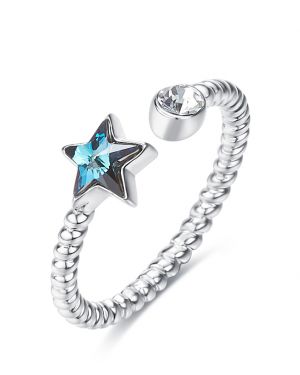 Anillo en Plata de Ley 925 con estrella azul