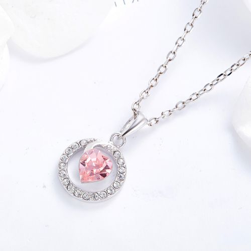 Colgante de plata con corazón rosa