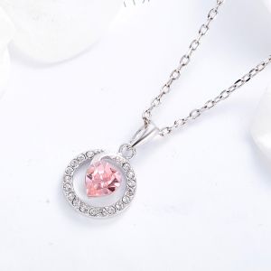 Colgante de plata con corazón rosa