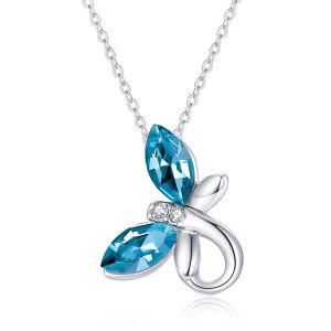 Colgante de plata con mariposa azul